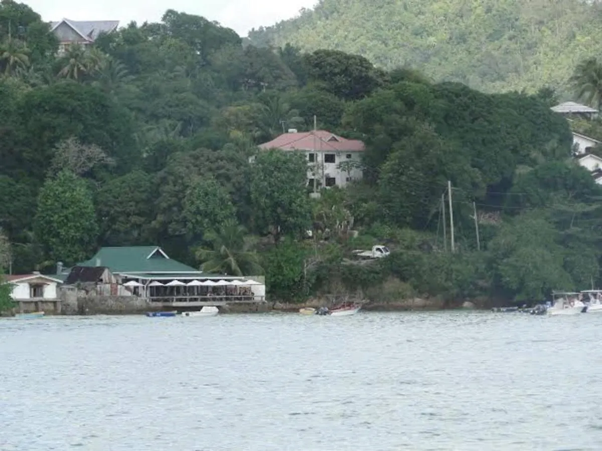 Gigi'S Self Catering Apartment Port Glaud