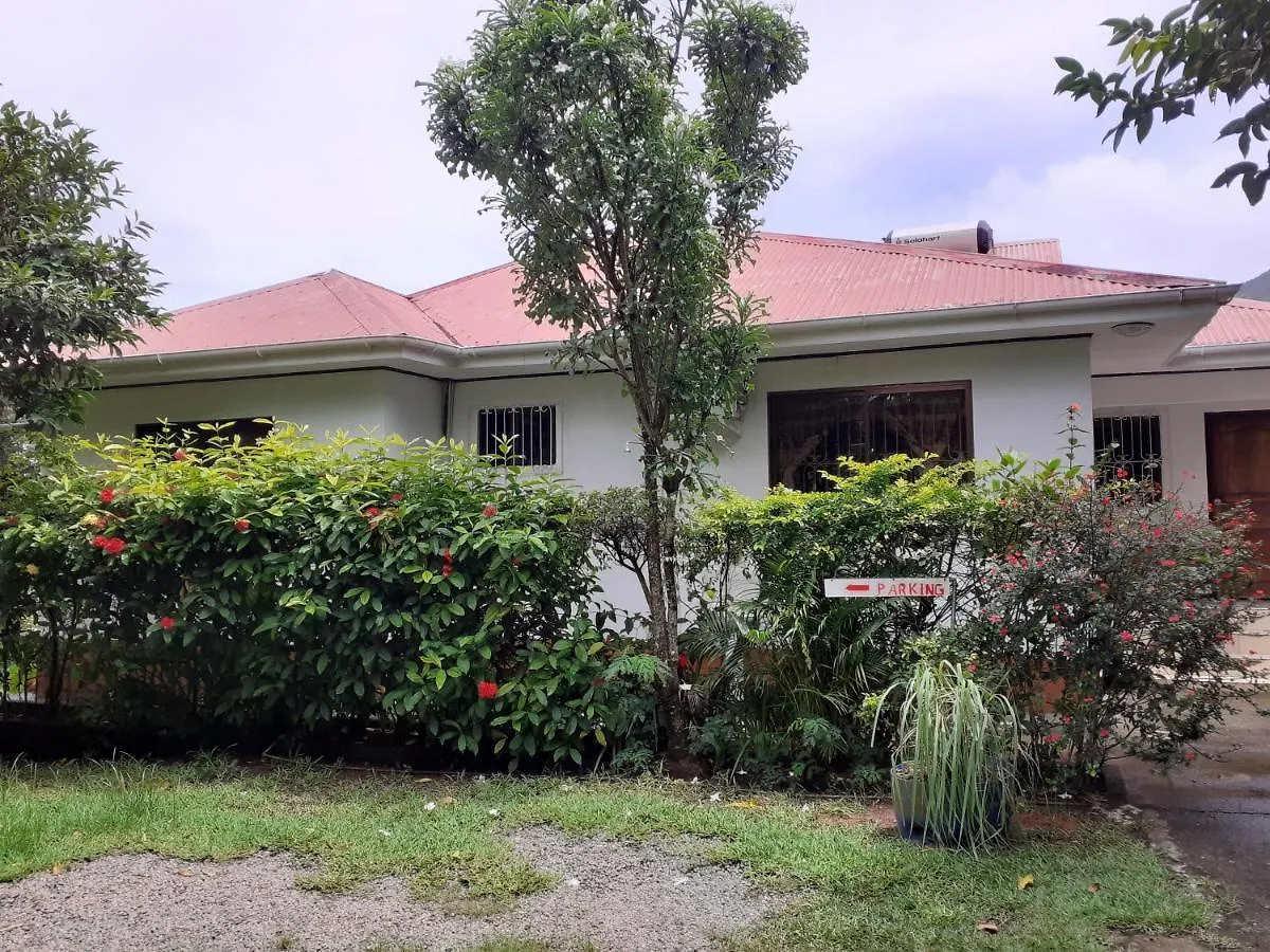 Gigi'S Self Catering Apartment Port Glaud 0*,  Σεϋχέλλες