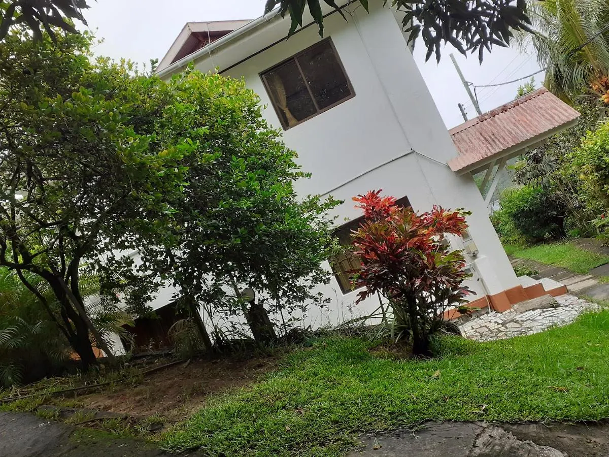 Gigi'S Self Catering Apartment Port Glaud